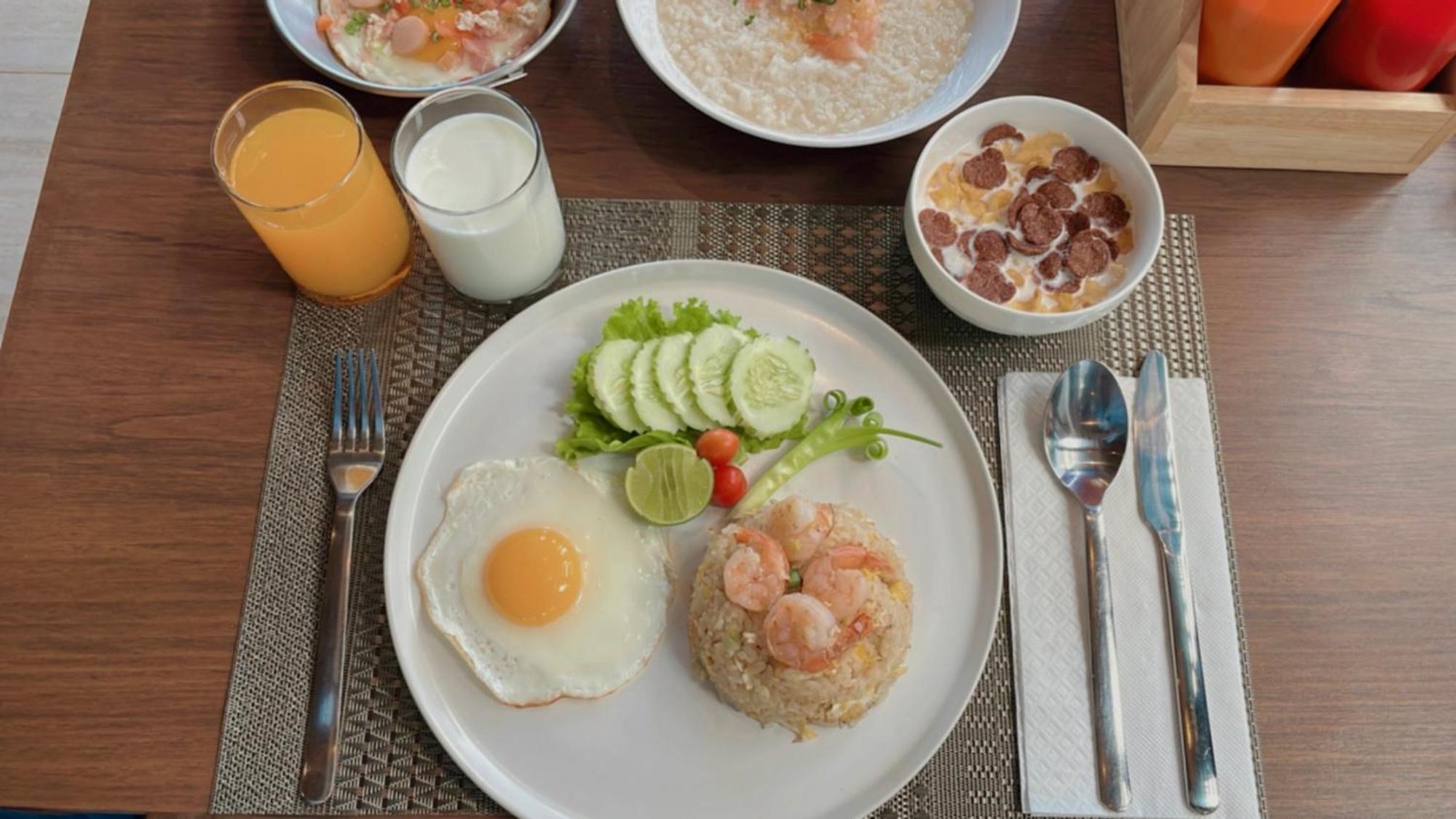 Sareeviengping Hotel Chiangmai チエンマイ エクステリア 写真